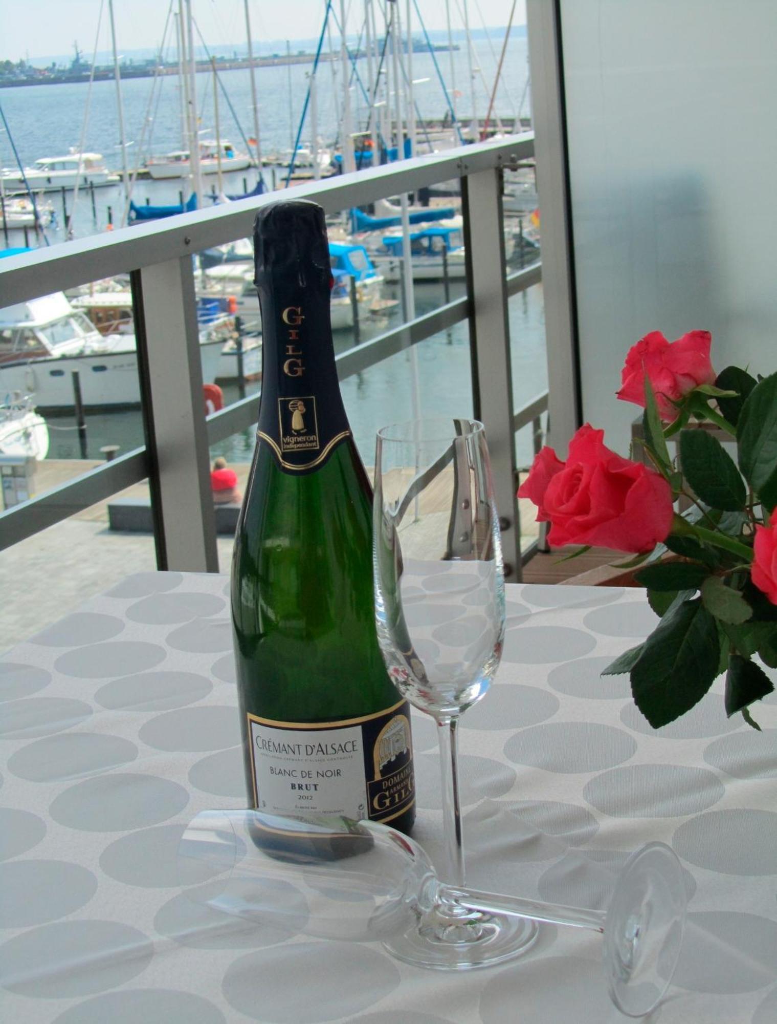 Apartment 12 - "Silbermoewe I" - Blickrichtung Yacht- Und Binnenhafenoffenes Meer 埃肯弗德 外观 照片